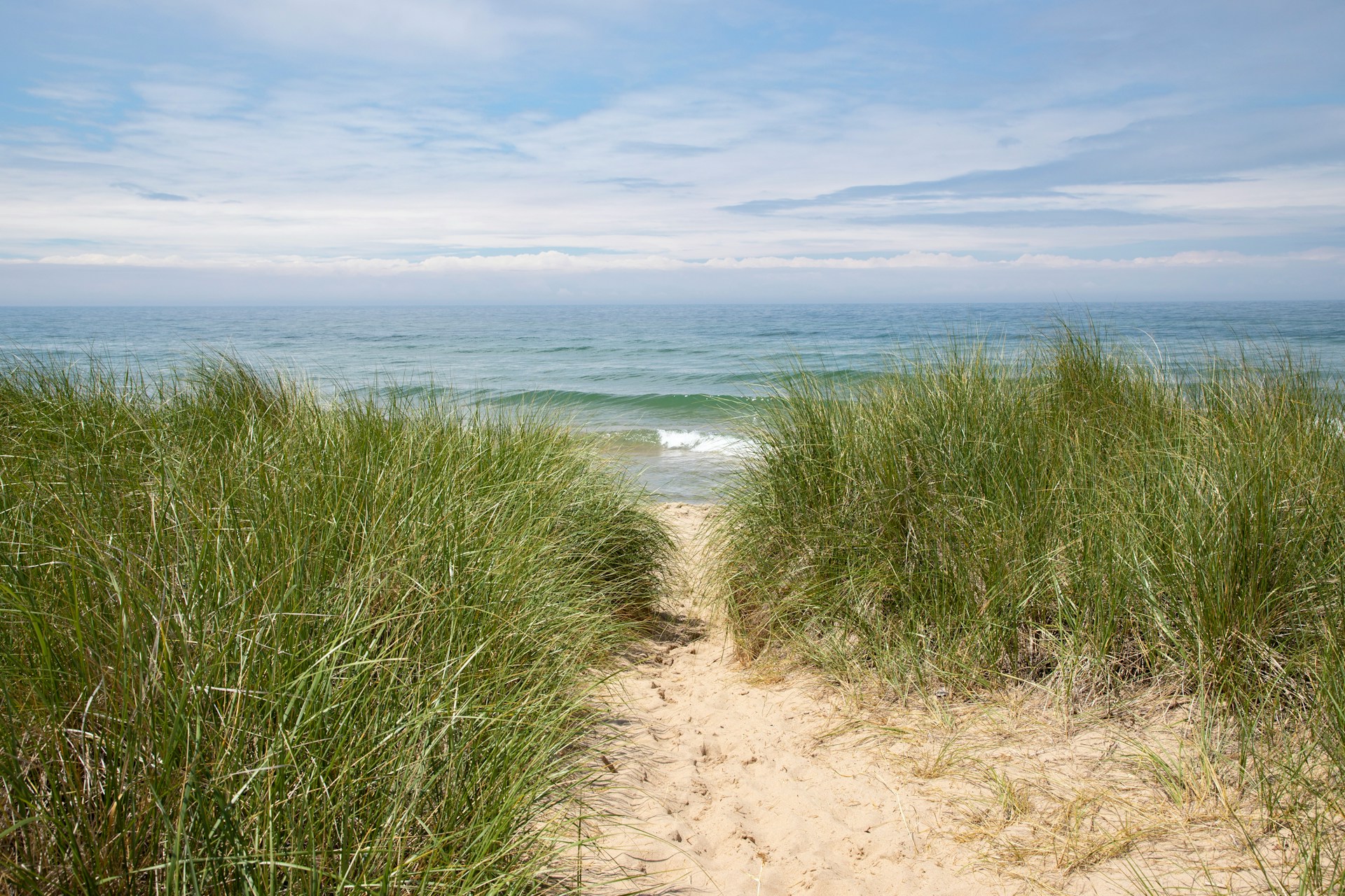 How to Enjoy a Slow, Meaningful Summer and Make Lasting Memories